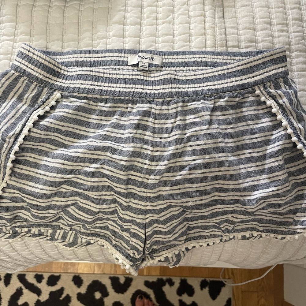 pom detail short